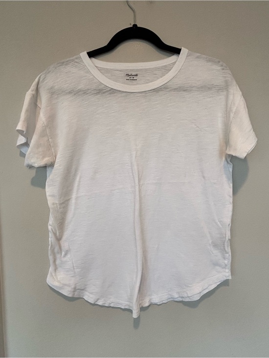 Madewell Tops - Madewell White Crewneck Short Sleeve Tee - Casual Essential